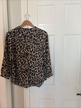 Vince Camuto Leopard Print V-Neck Blouse - Beige and Black